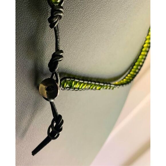 Handmade Macrame rope Yellowish-Green beaded Necklace, Unmarked - Picture 3 of 3